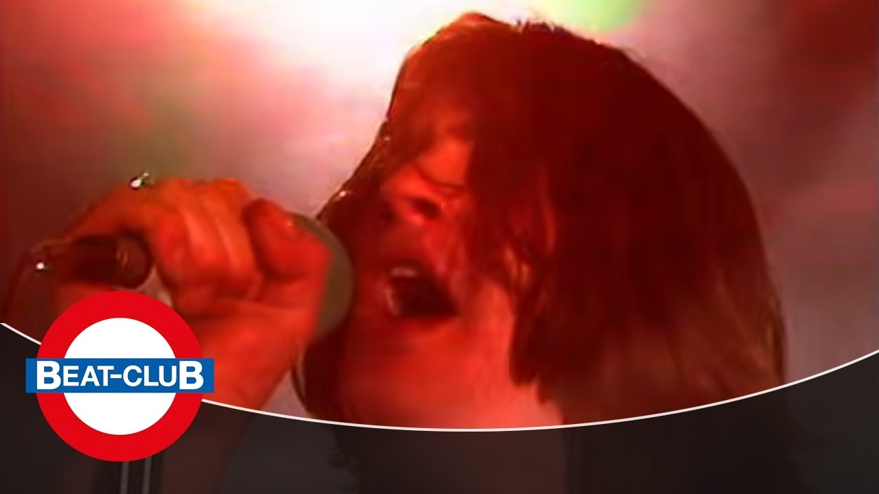 Ozzy Osbourne cantando con Black Sabbath en Beat-Club en 1970