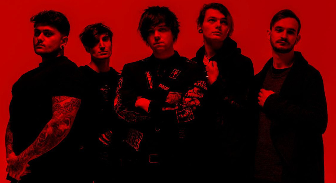 Iridium en la imagen promocional de su fichaje por Napalm Records